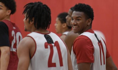 Arkansas Razorbacks guards Karter Knox and DJ Wagner during practice