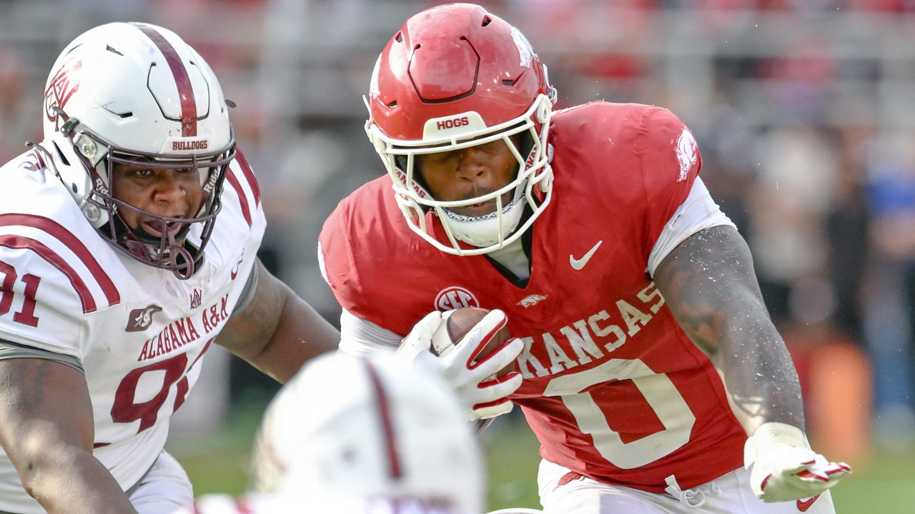 Arkansas Razorbacks running back Braylen Russell against the Alabama A&M Bulldogs
