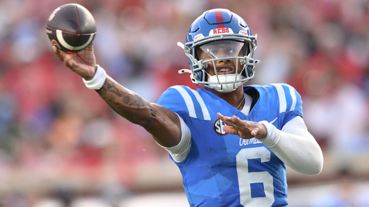 Ole Miss Rebels quarterback Trinidad Chambliss against the Arkansas Razorbacks