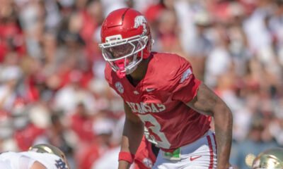 Arkansas Razorbacks defensive back Larry Worth against the Notre Dame Fighting Irish